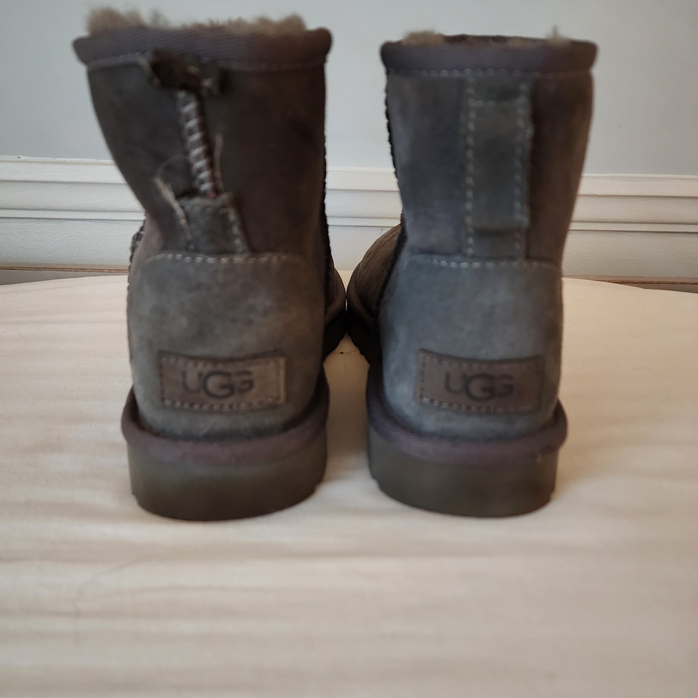 Ugg Classic Mini - image 4